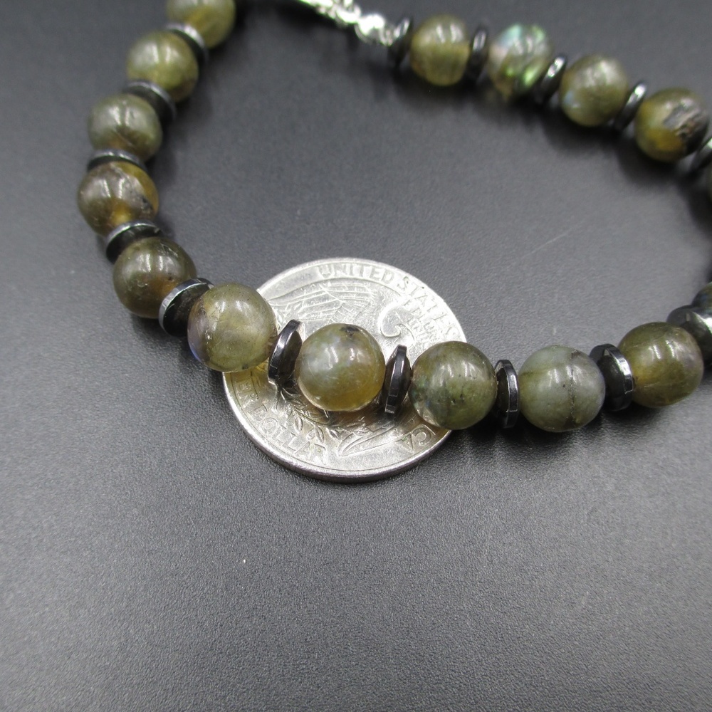 Vintage 8 Inch Rough Green Stones Bracelet - Picture 3 of 4